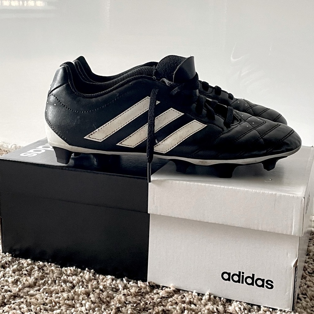 Men’s Adidas Black Soccer Cleats
